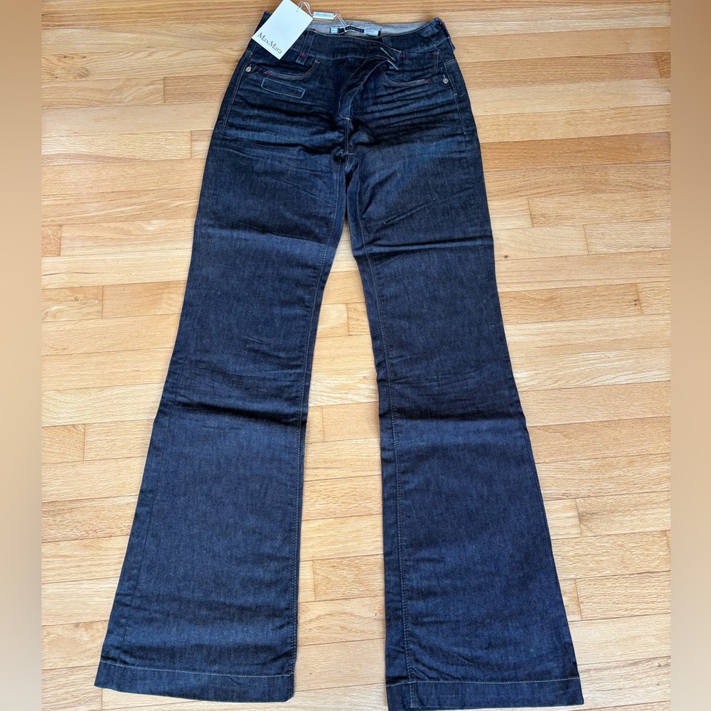 MaxMara Women's Dark Blue Flare Jeans Size 8
